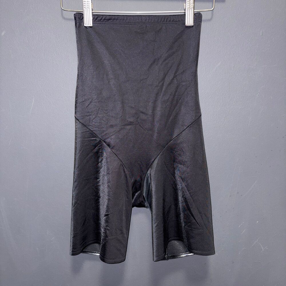 Soma Shape Wear High Waisted Shorts Womens Medium Black